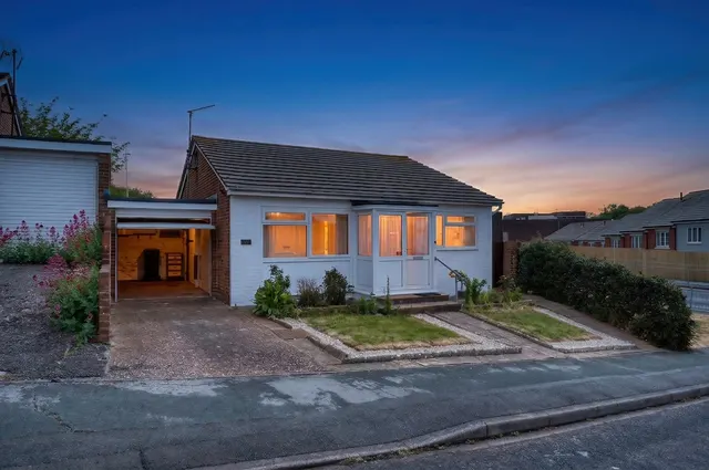 Magpie Road, Eastbourne, BN23, photo 1