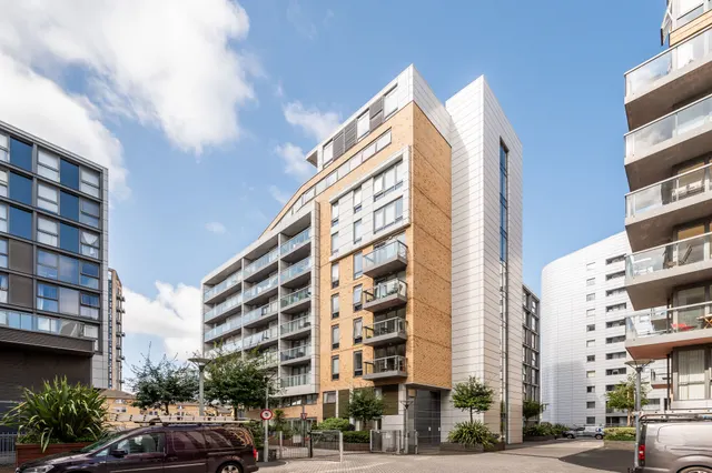 10 Empire Reach, 4 Dowells Street, London, photo 1