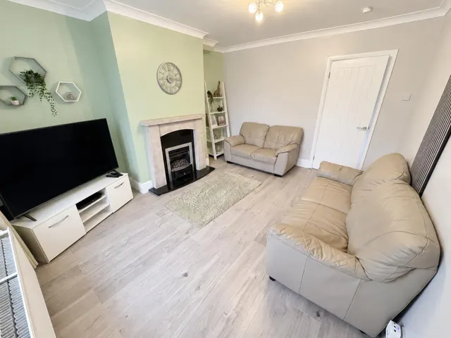 Woodland Crescent, Kelloe, DH6, photo 2