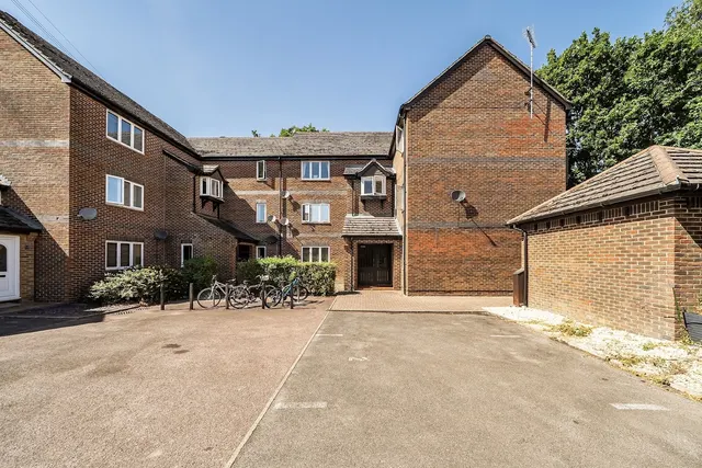 Wensum Drive, Didcot, OX11, photo 1
