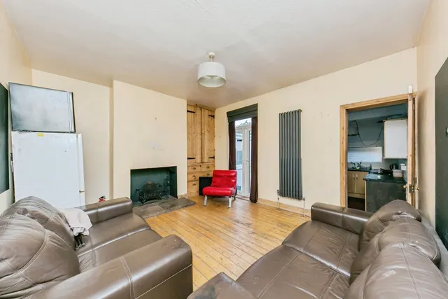Photo 3 — Longacre Street, MACCLESFIELD, Cheshire, SK10