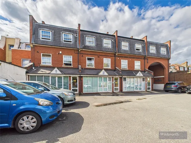 Barnsbury Lane, Surbiton, KT5, photo 1