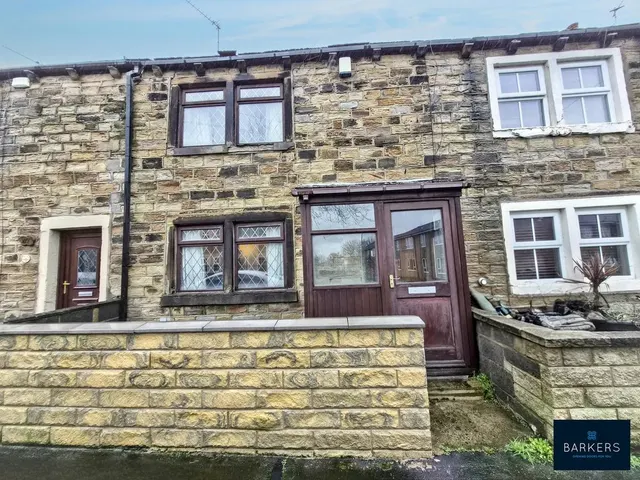 Moor Lane, Birkenshaw BD11 2HJ, photo 1