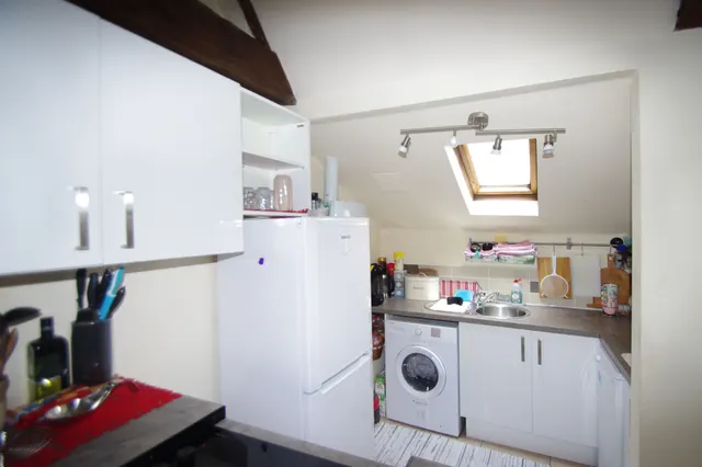 129a High Street, Watford, photo 1