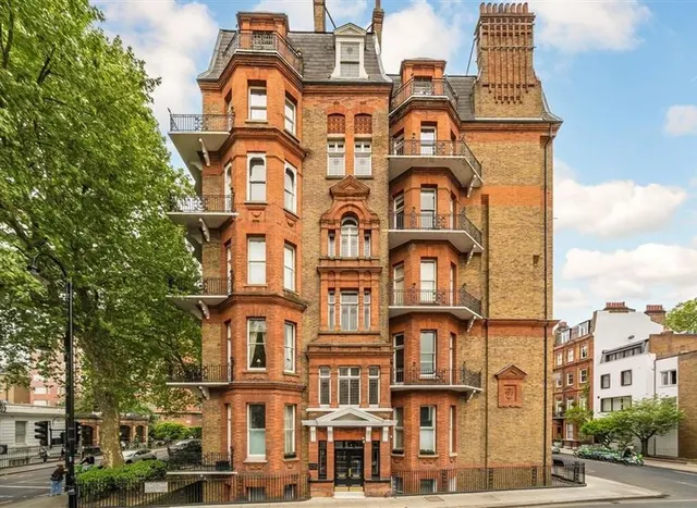 Gloucester Road, South Kensington, SW7, photo 1
