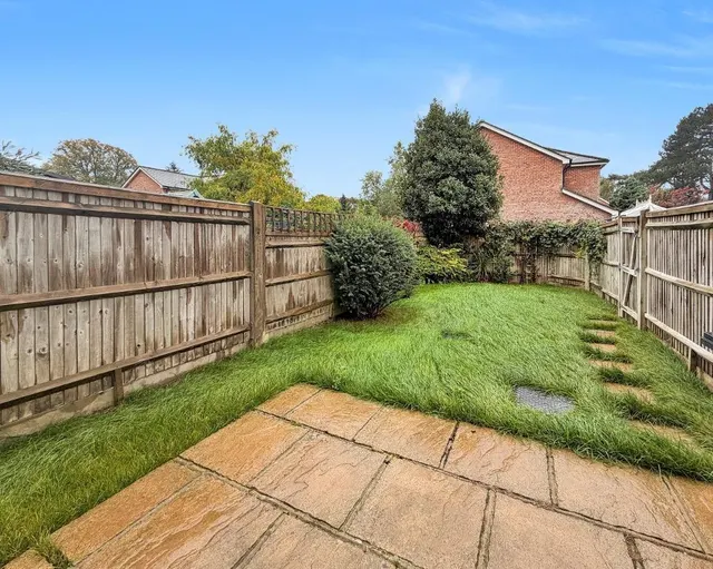 Tower Place, Warlingham, photo 2
