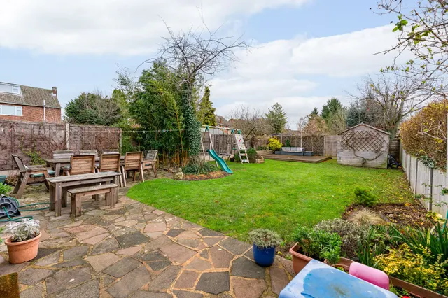 Rushfield Road, Ware, SG12, photo 3