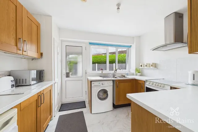 Photo 3 — Hawthorne Drive, Sandbach, Cheshire, CW11