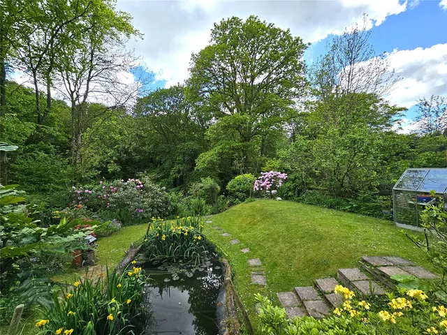 Hill Road, Grayshott, GU26, photo 3