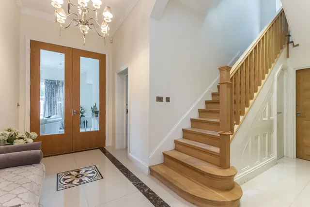Photo 3 — Hamilton Road London W5, EPC C