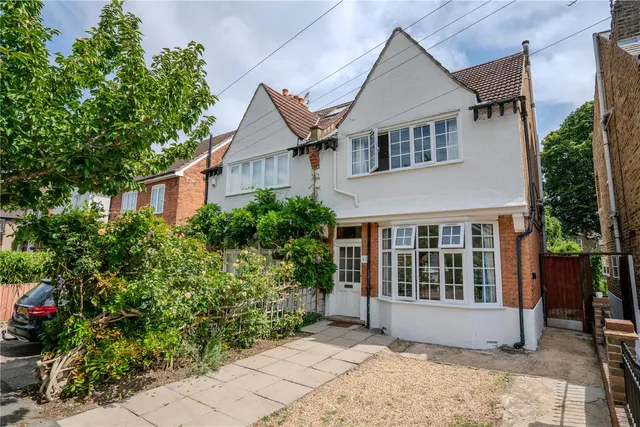 St Winifreds Road, Teddington, TW11, photo 1