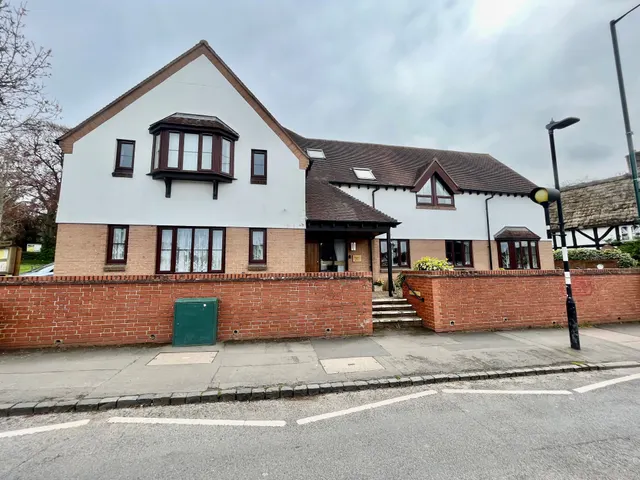 Church Close, Leamington Spa, CV31, photo 1