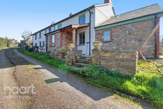 Mamhilad, Pontypool, NP4, photo 2