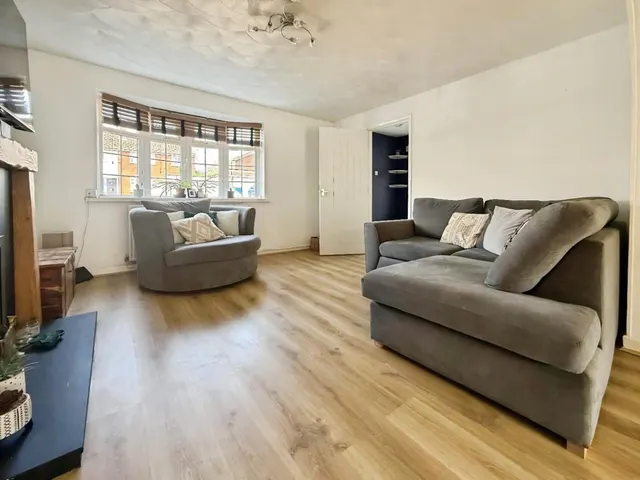 Milton Avenue, Tamworth, B79, photo 3