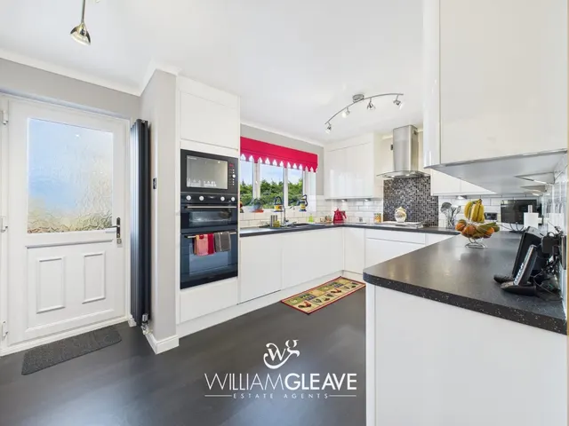 Photo 3 — Coed Y Fron, Holywell, Flintshire, CH8 7UJ