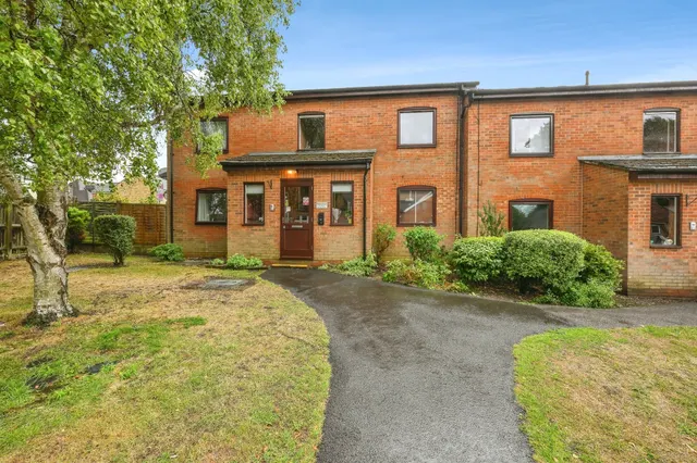 Pauls Lane, Hoddesdon, photo 1