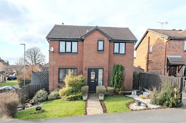 Haven Chase, Leeds, LS16, photo 1