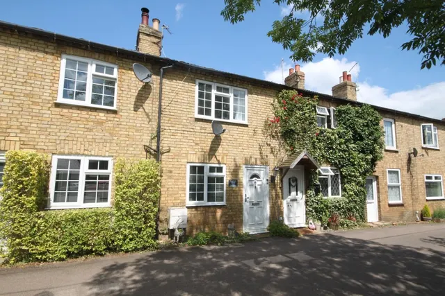 3 bedroom house, Hoo Road, Meppershall, SG17