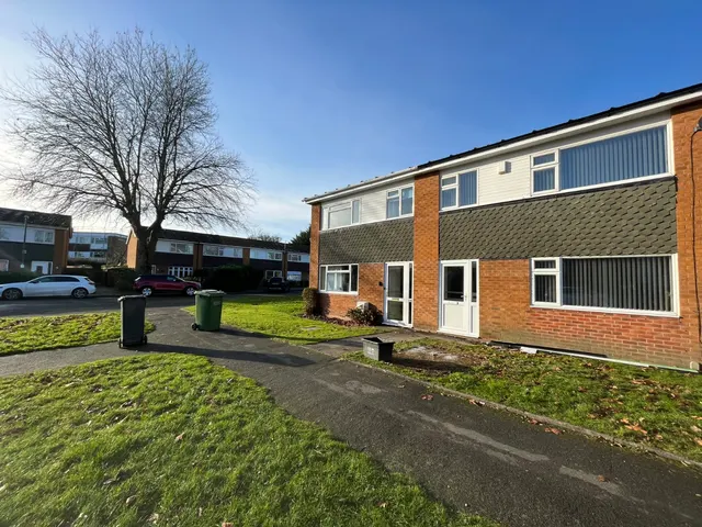 Swallows Meadow, Shirley, B90, photo 1