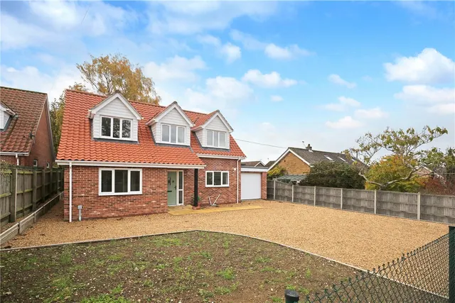 Norwich Road, Poringland, Norwich, Norfolk, NR14, photo 1