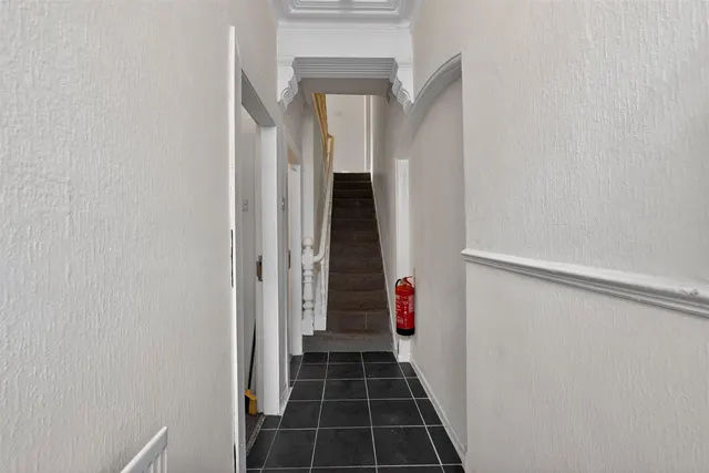 Elaine Street, Belfast, BT9, photo 3