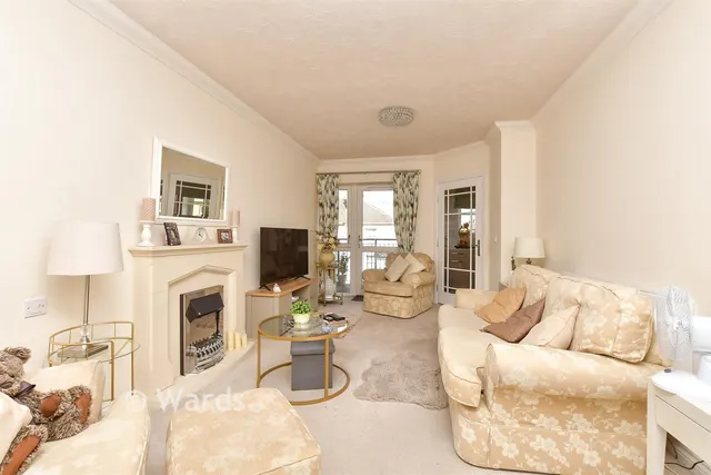 Canterbury Road, Sittingbourne, ME10, photo 3