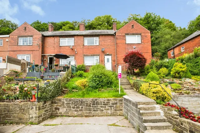 Coronation Terrace, Kebroyd, photo 1