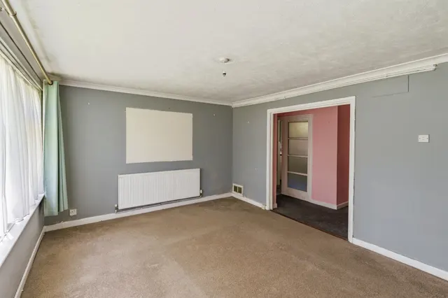 St Andrews Gardens, Worthing, BN13, photo 3