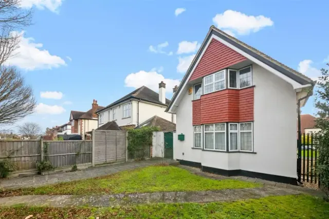 Old Hatch Manor, Ruislip