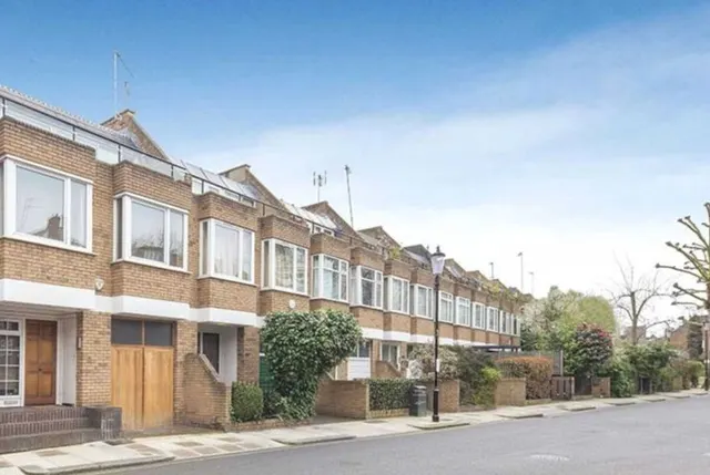 Walmer Road, London, W11, photo 1