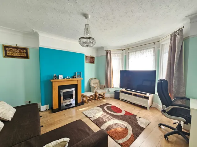Photo 2 — Anglesea Road, SOUTHAMPTON