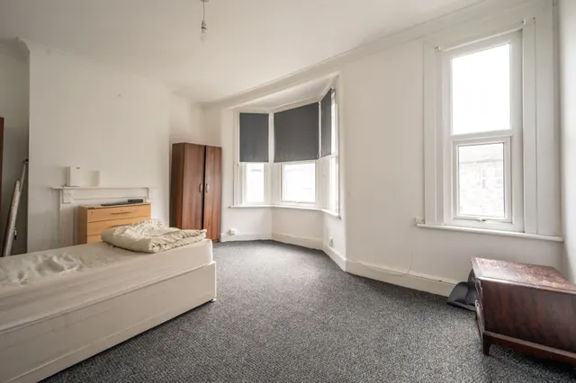 Photo 2 — 160 First Floor Flat, Harold Road