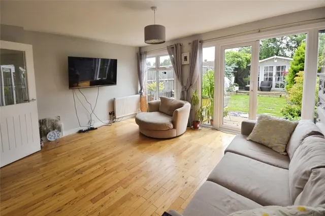with 3 bedrooms in Bishop's Stortford, CM23, photo 2