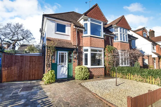 Upper St. Michaels Road, Aldershot, Hampshire, GU11 3HA, photo 1