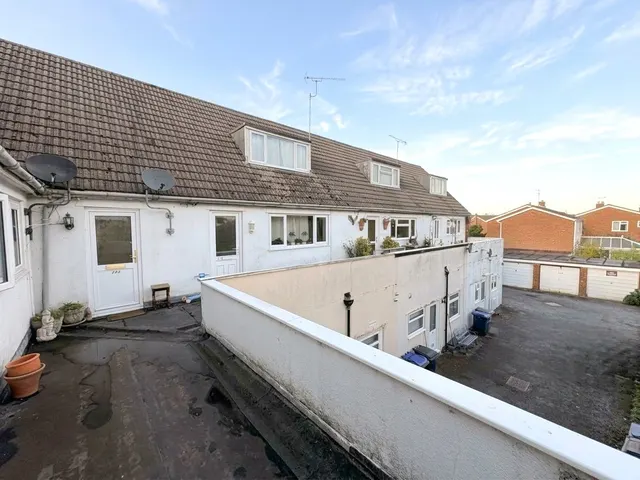 Melksham, Wiltshire, photo 1