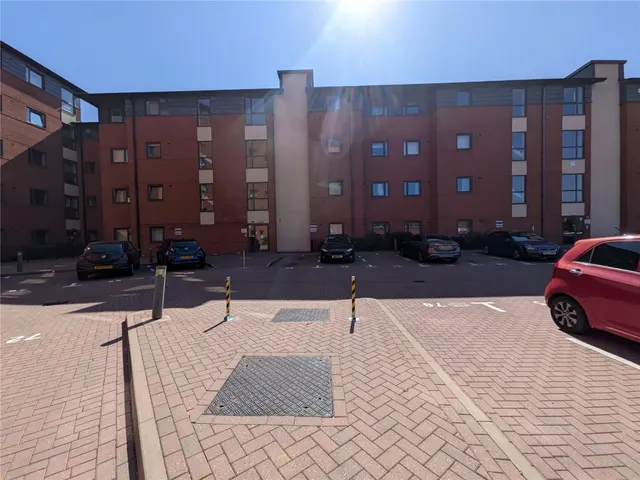 Broad Gauge Way, Wolverhampton, WV10, photo 2