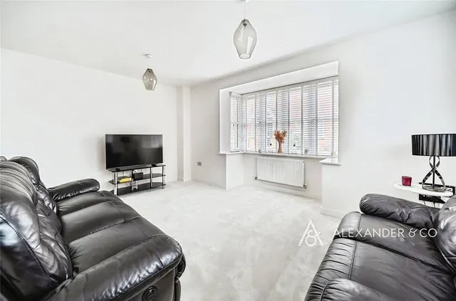 Rogers Way, Winslow, MK18, photo 3