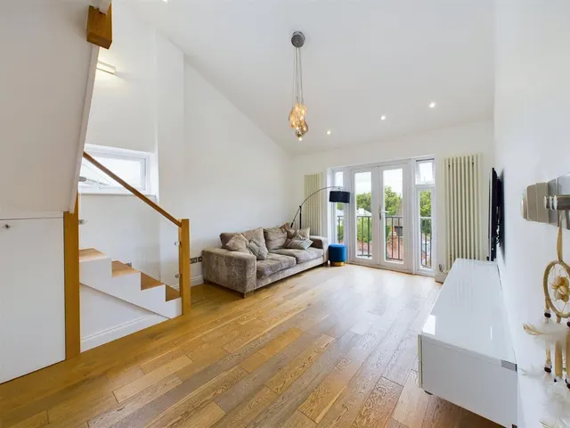 Lower Teddington Road, Hampton Wick, KT1, photo 2