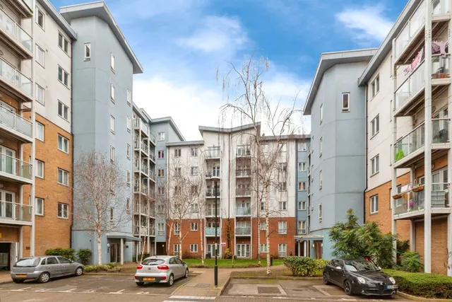Mill Street, Slough, SL2, photo 1