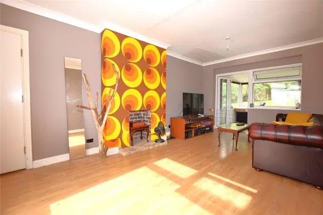 Ramshead Drive, Seacroft, LS14, photo 2