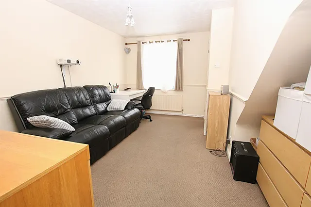 Photo 2 — Granary Court, East Hunsbury