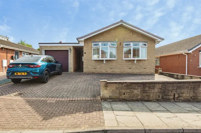 Stag Crescent, Broom, Rotherham, photo 1