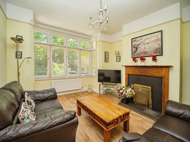 Old Castle Road, Weymouth, DT4, photo 3