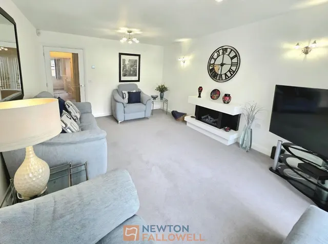 Crown Green, Mansfield, NG19, photo 3