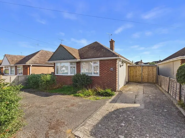 Winchester Way, Cheltenham, GL51, photo 1