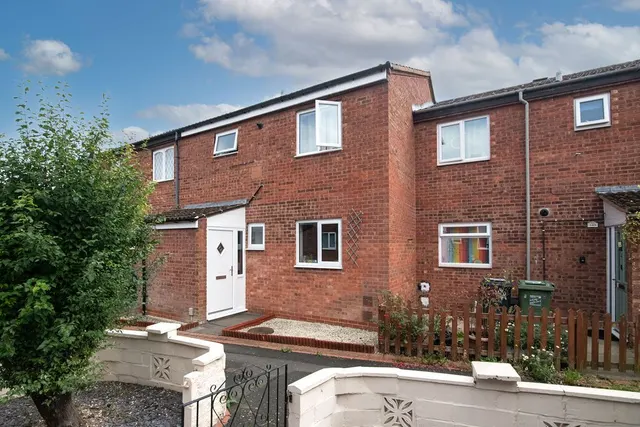 Loxley Close, Redditch, B98 9JJ, photo 1