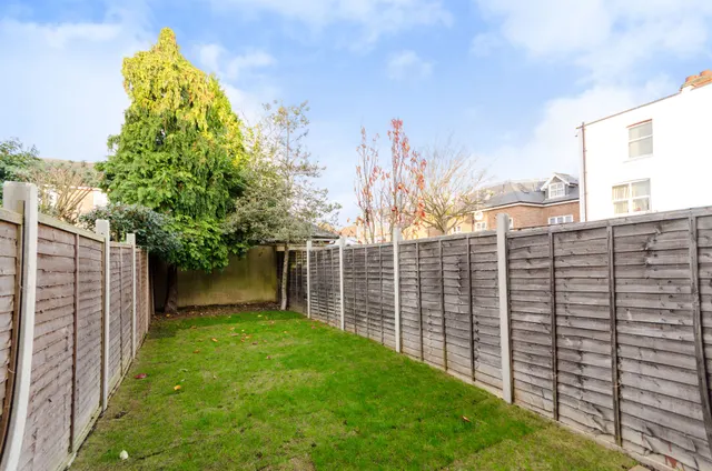 Photo 3 — 5 Grayham Road, New Malden