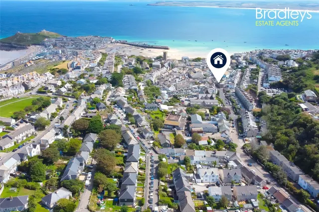 Umfula Place, St. Ives, Cornwall, TR26