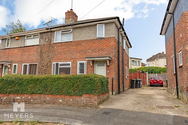 Rochester Road, Bournemouth, BH11, photo 1