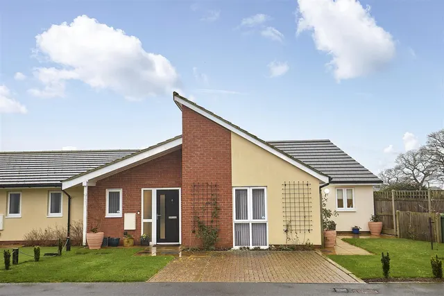 Wangford Road, Reydon, IP18, photo 1